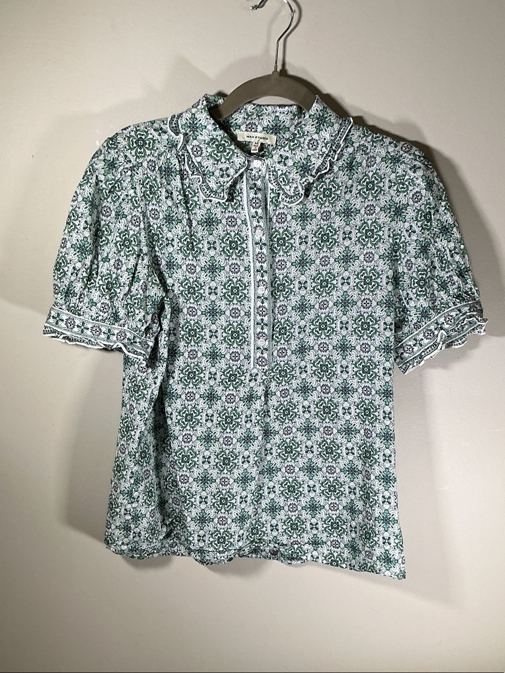 Max Studio Green Medallion Print Ruffle Blouse Medium